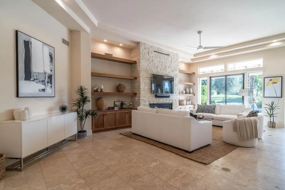 19 Via Haciendas Rancho Mirage, CA 92270