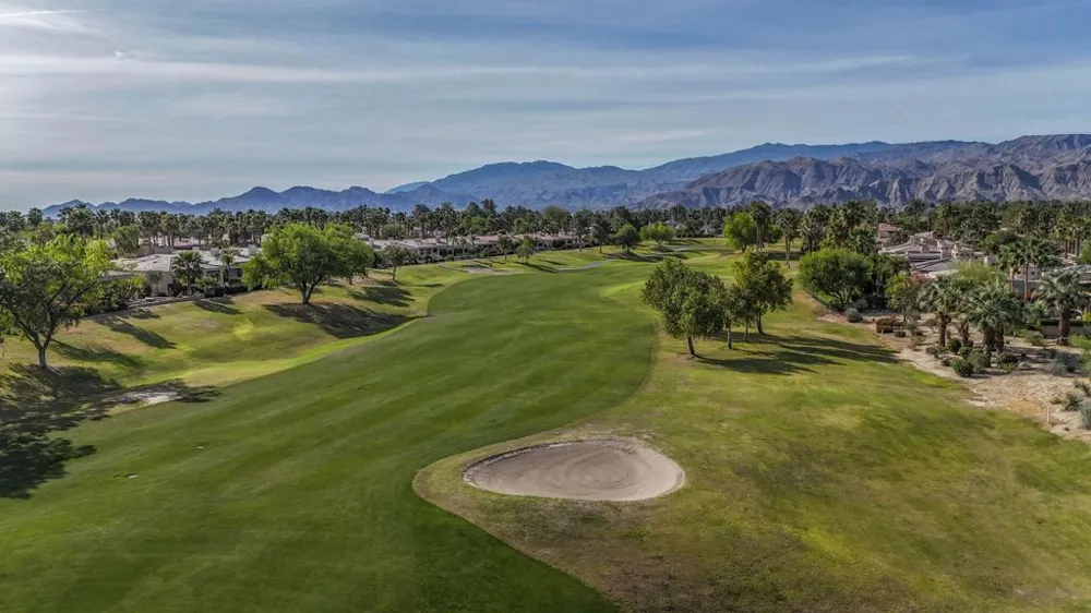 19 Via Haciendas Rancho Mirage, CA 92270