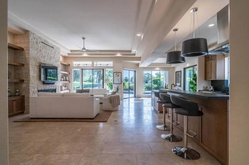 19 Via Haciendas Rancho Mirage, CA 92270