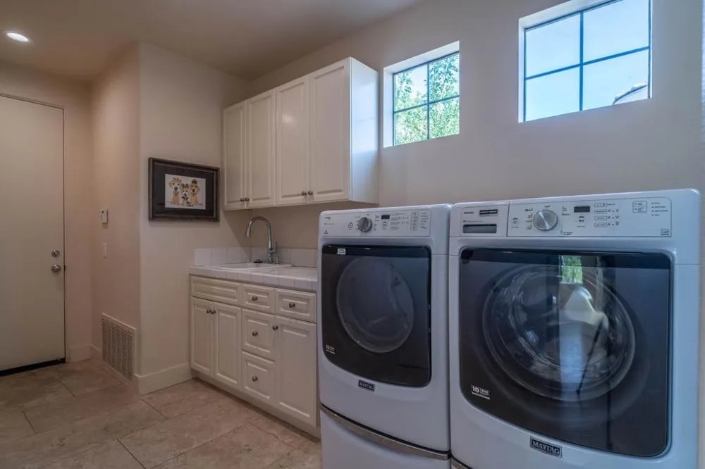 19 Via Haciendas Rancho Mirage, CA 92270