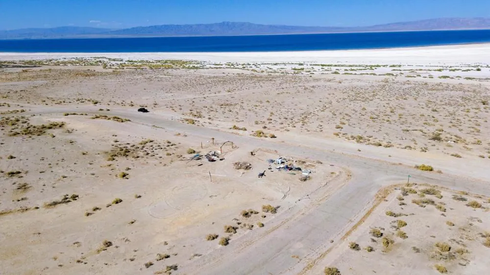 778 Kahoolawe Avenue Thermal, CA 92274