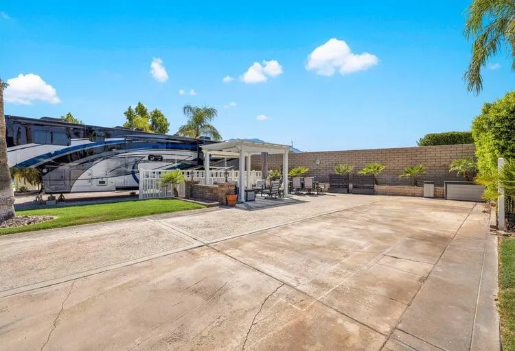 69411 Ramon Road #609 Cathedral City, CA 92234