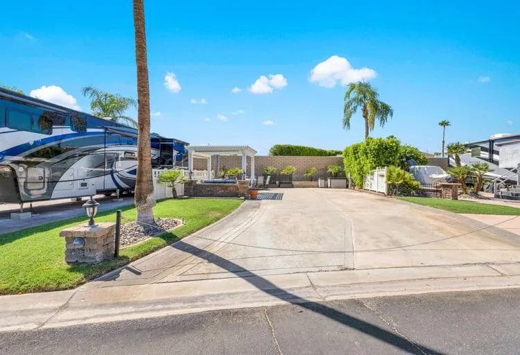69411 Ramon Road #609 Cathedral City, CA 92234
