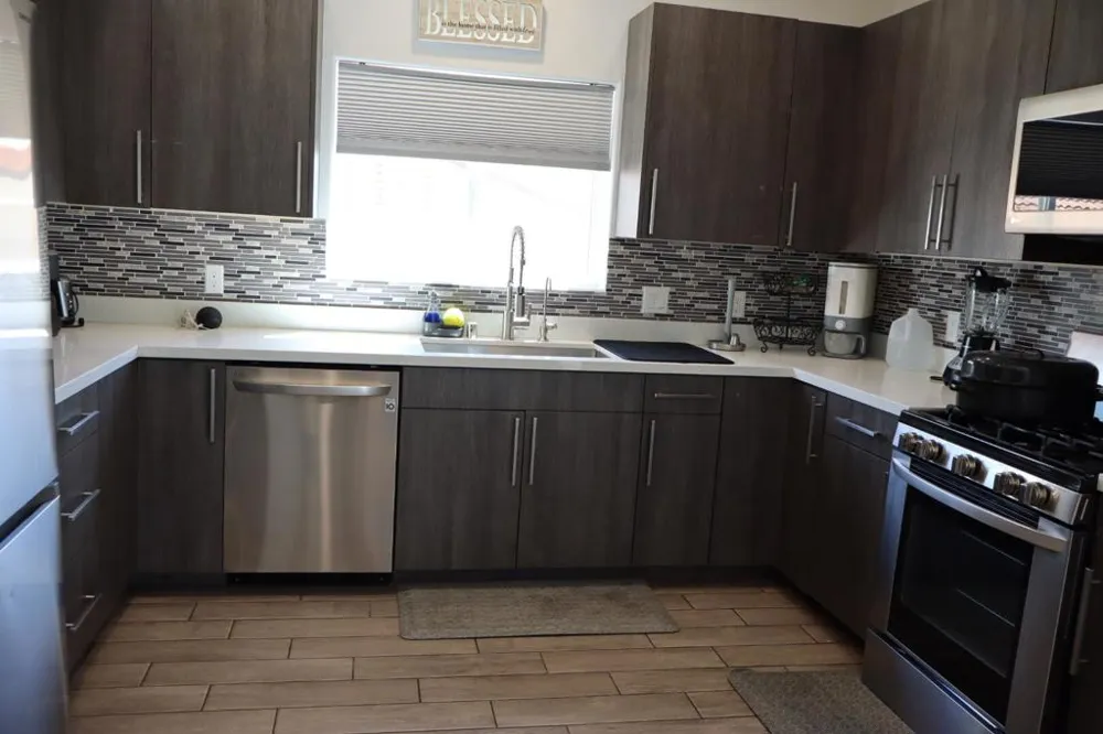 9675 Valencia Drive Desert Hot Springs, CA 92240