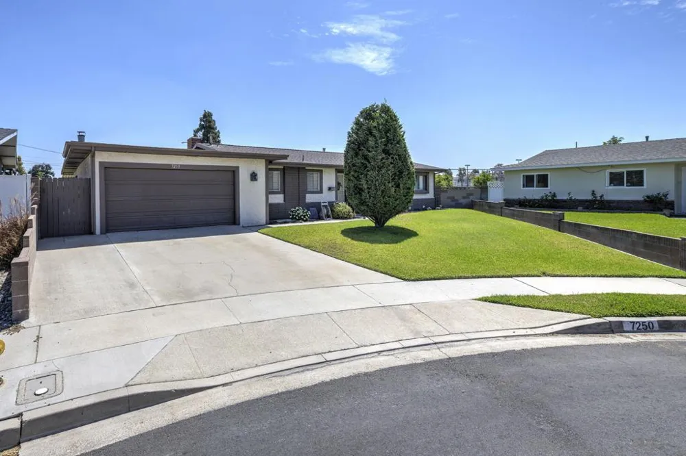 7250 Harding Circle Buena Park, CA 90620
