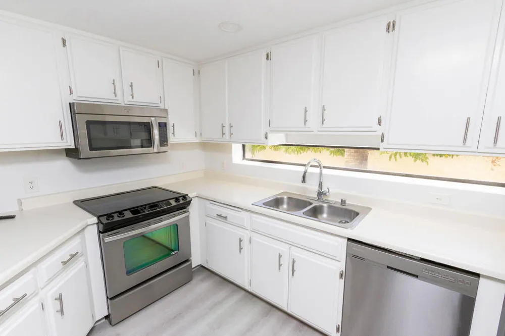 255 S Avenida Caballeros #305 Palm Springs, CA 92262