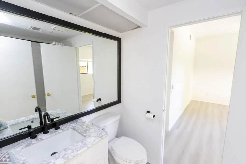 255 S Avenida Caballeros #305 Palm Springs, CA 92262