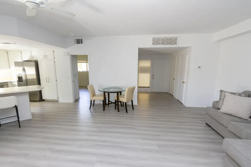 255 S Avenida Caballeros #305 Palm Springs, CA 92262