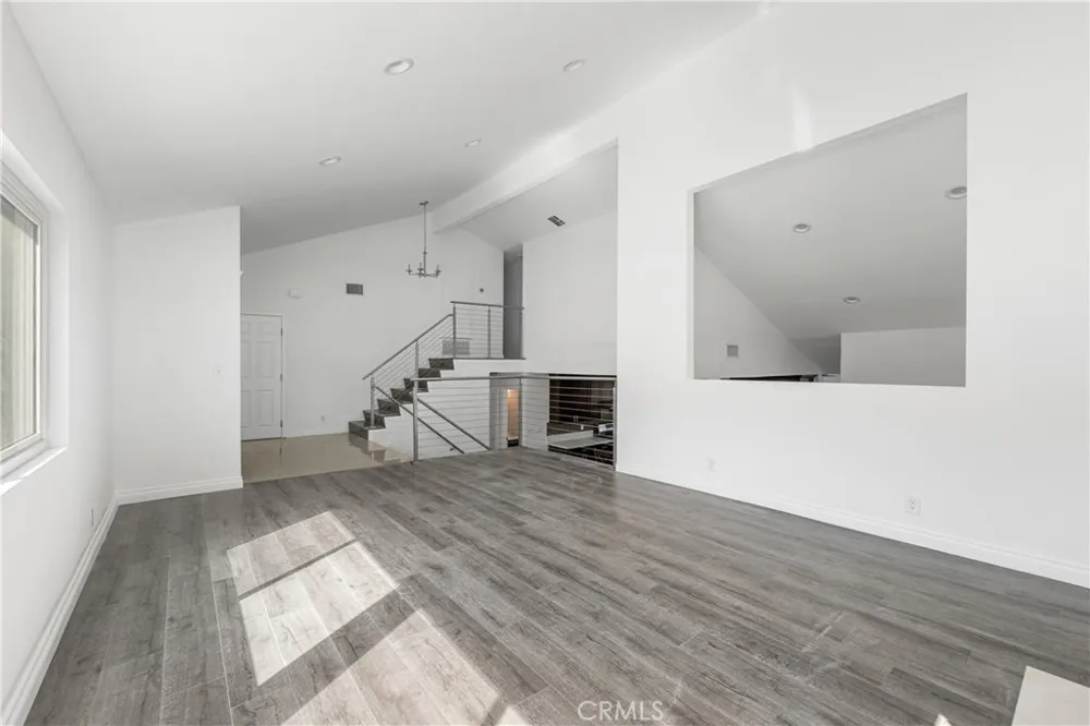 960 S Ynez Monterey Park, CA 91754