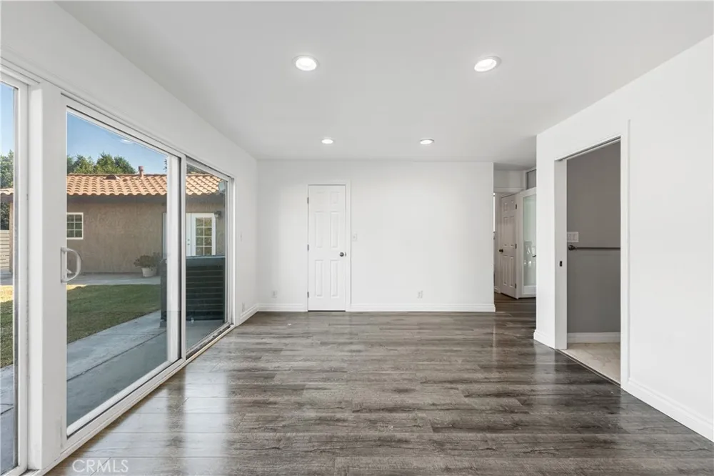 960 S Ynez Monterey Park, CA 91754