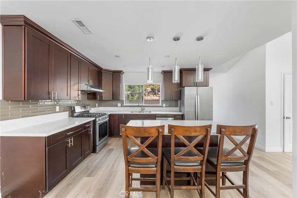 960 S Ynez Monterey Park, CA 91754