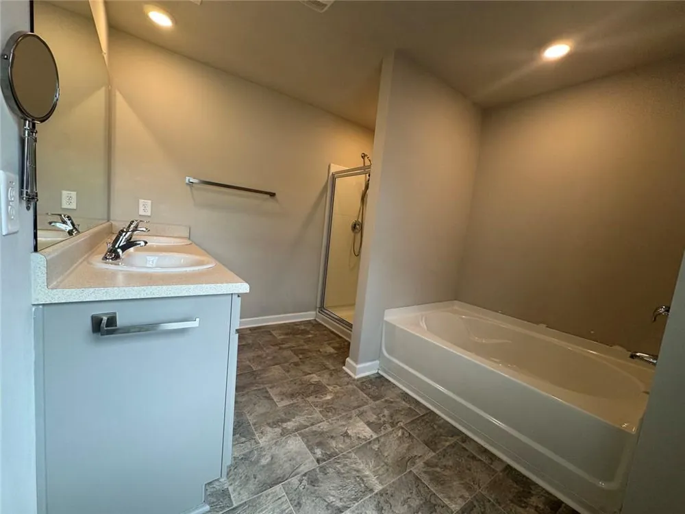 146 Silver Birch Pass Newnan, GA 30265