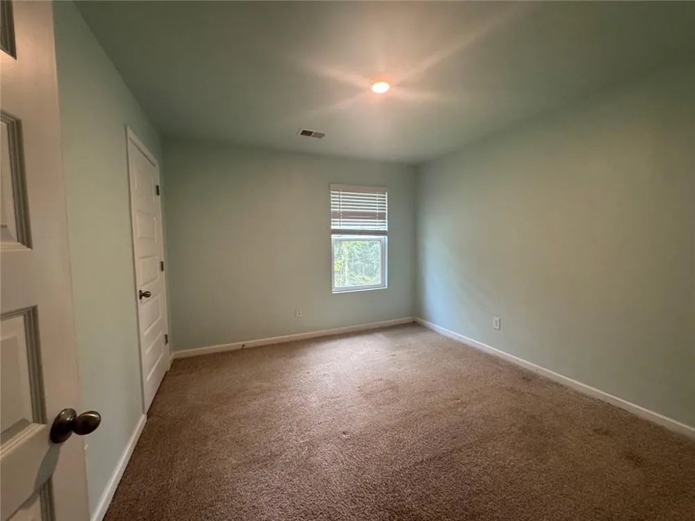 146 Silver Birch Pass Newnan, GA 30265