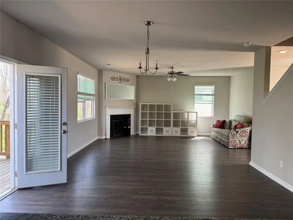 146 Silver Birch Pass Newnan, GA 30265