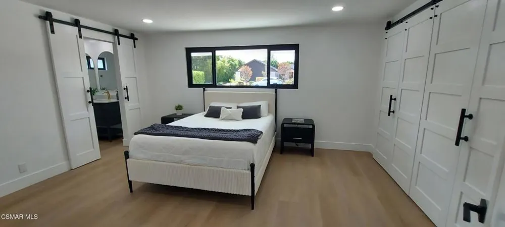 1271 La Jolla Drive Thousand Oaks, CA 91362