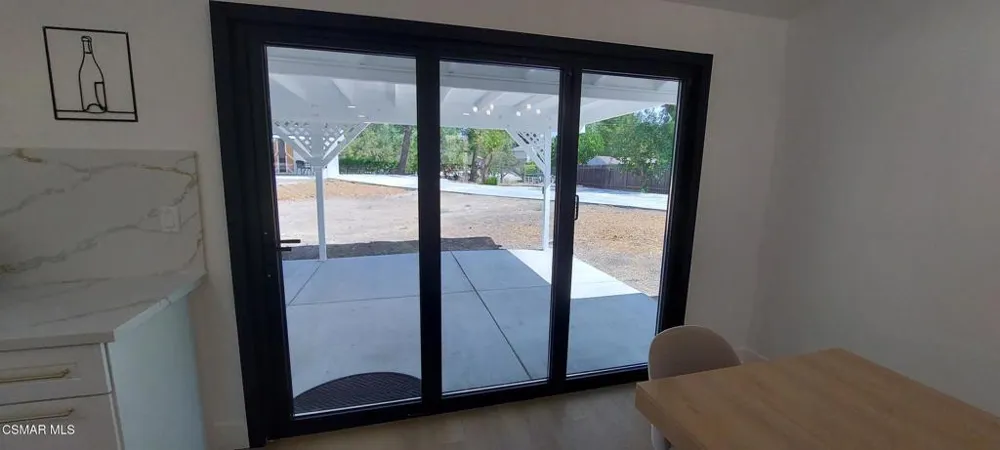 1271 La Jolla Drive Thousand Oaks, CA 91362