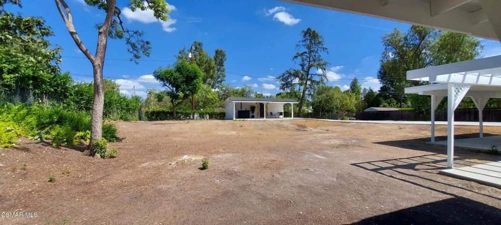 1271 La Jolla Drive Thousand Oaks, CA 91362