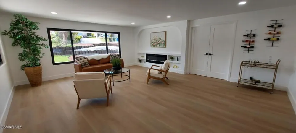 1271 La Jolla Drive Thousand Oaks, CA 91362
