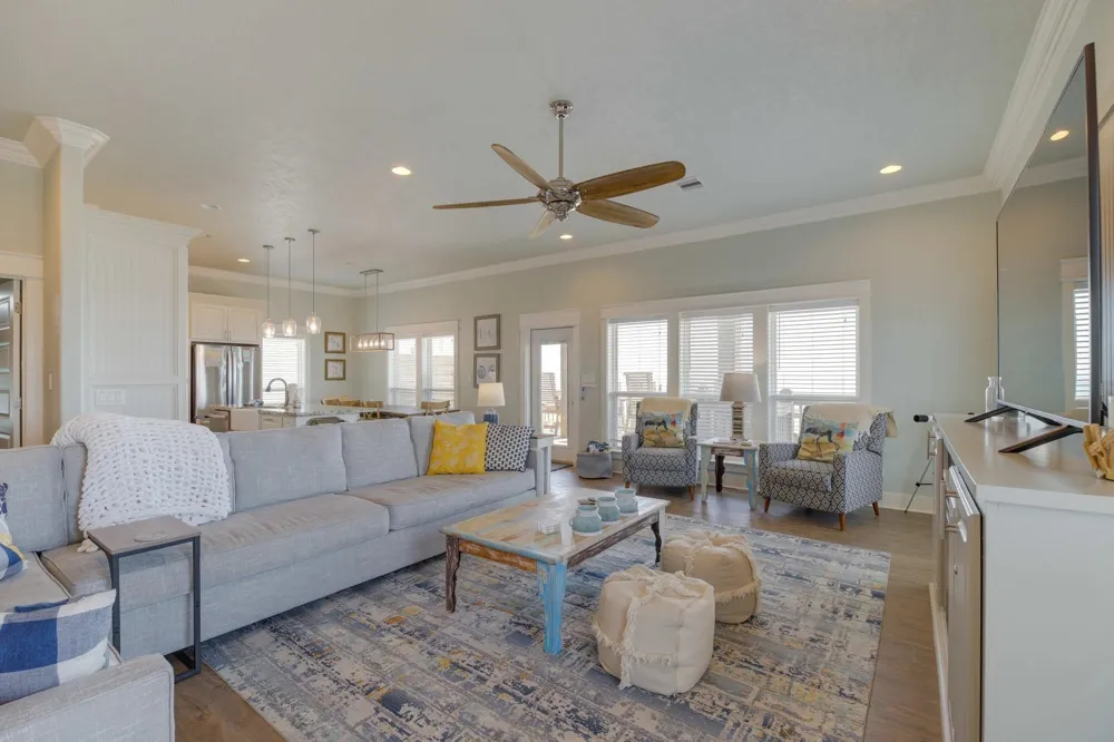 1963 Ave J Port Bolivar, TX 77650