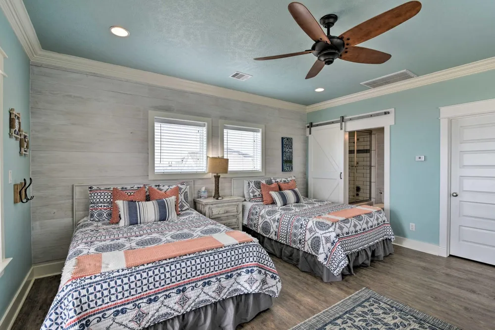 1963 Ave J Port Bolivar, TX 77650