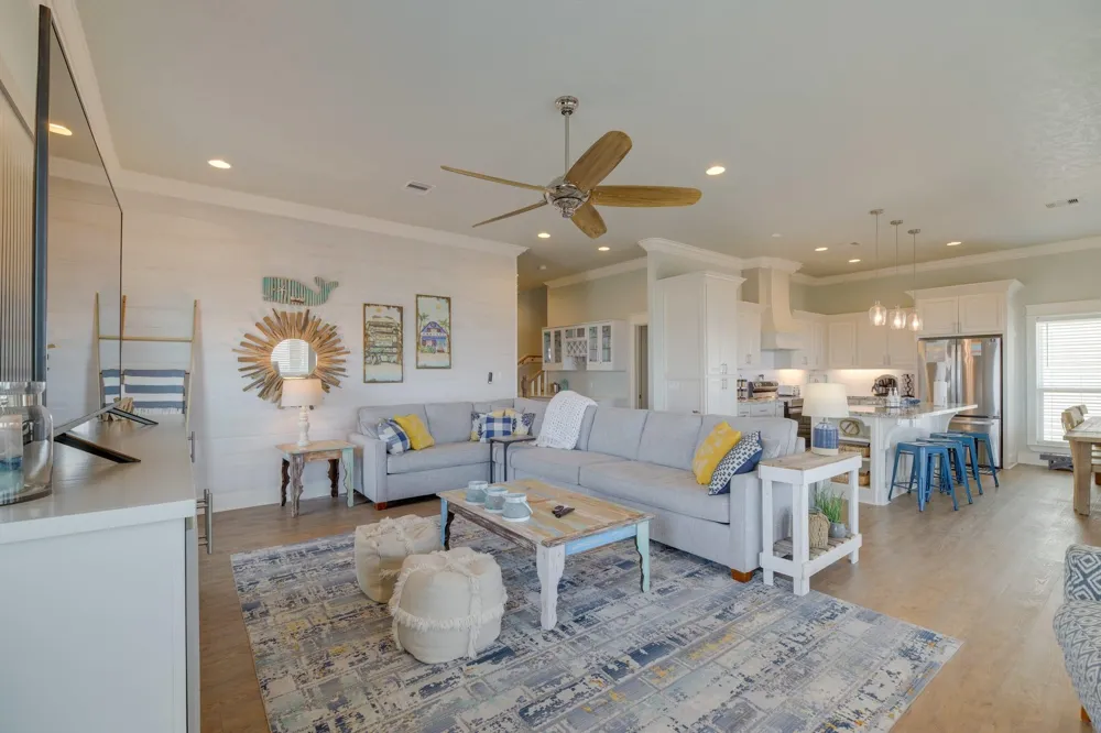 1963 Ave J Port Bolivar, TX 77650