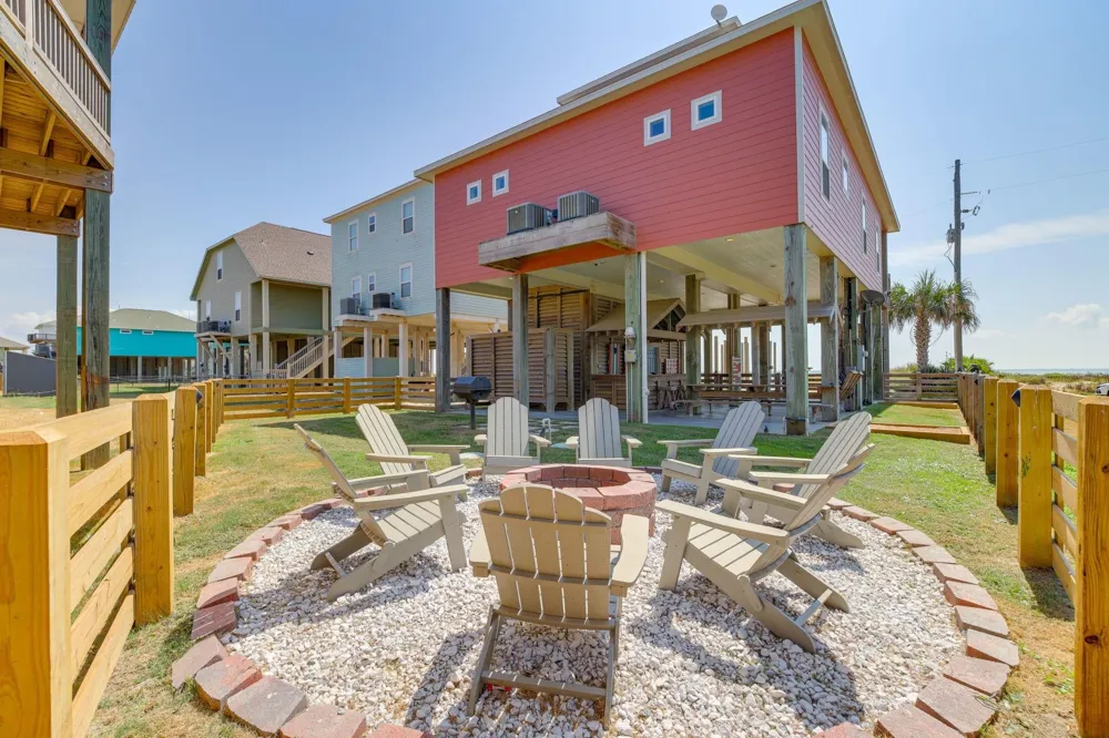1963 Ave J Port Bolivar, TX 77650