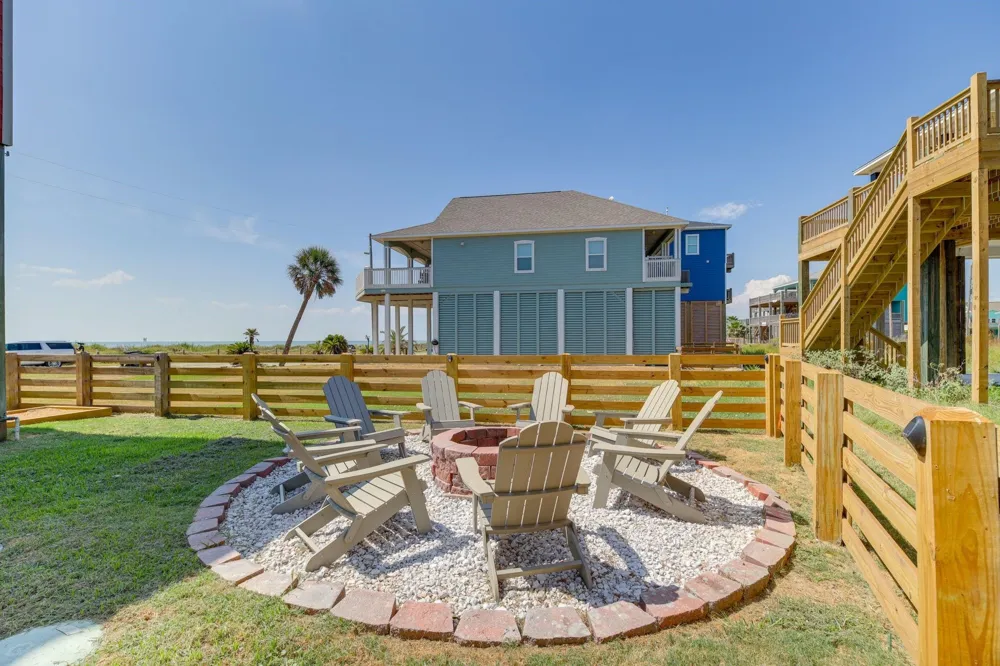 1963 Ave J Port Bolivar, TX 77650