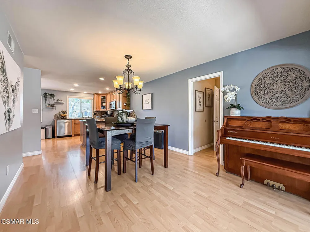 3360 Dalhart Avenue Simi Valley, CA 93063