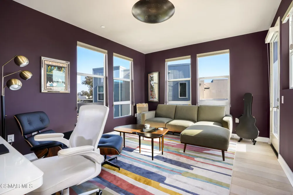 1290 E Thompson Boulevard #105 Ventura, CA 93001