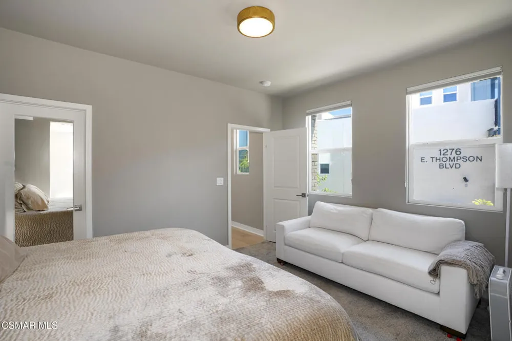 1290 E Thompson Boulevard #105 Ventura, CA 93001