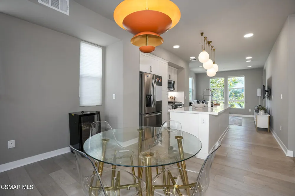 1290 E Thompson Boulevard #105 Ventura, CA 93001