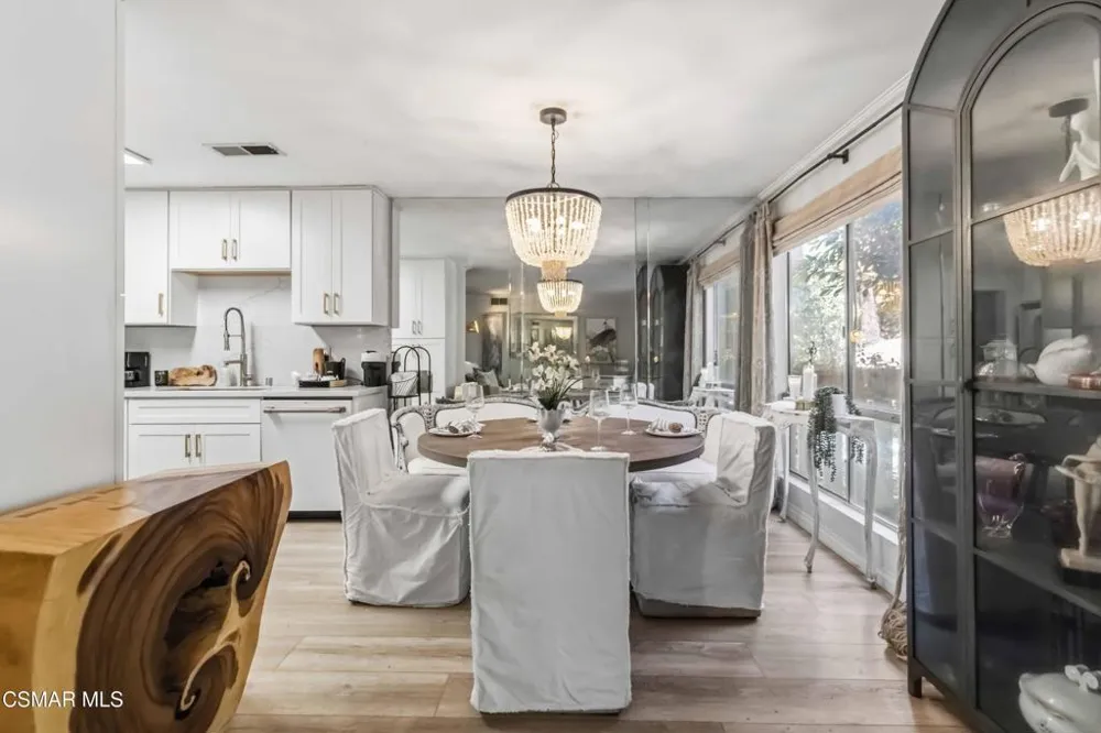255 Sequoia Court #14 Thousand Oaks, CA 91360