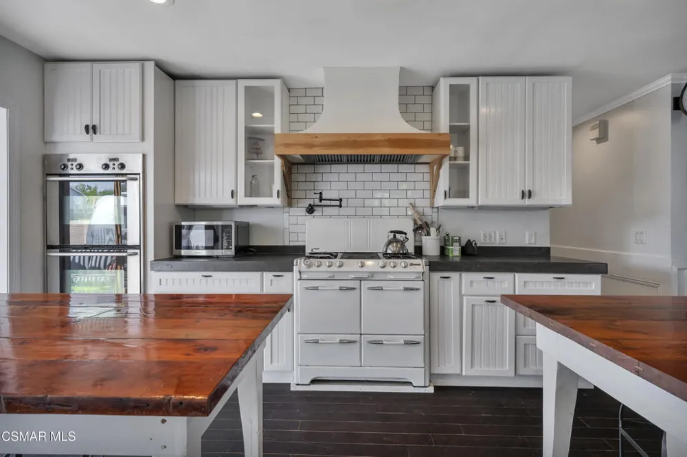 3870 Clark Avenue Long Beach, CA 90808
