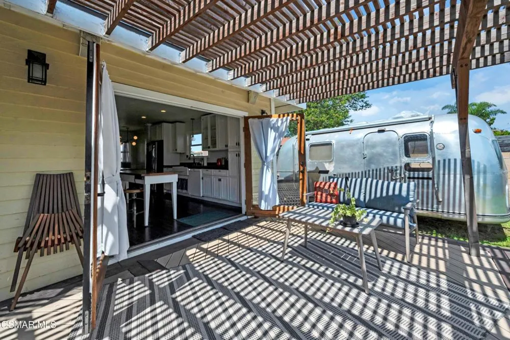 3870 Clark Avenue Long Beach, CA 90808