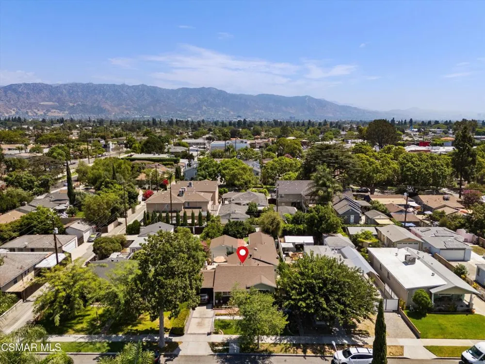 1130 Maple Street Burbank, CA 91505