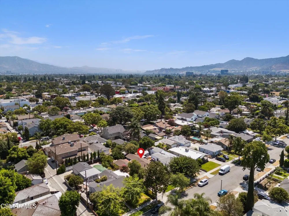 1130 Maple Street Burbank, CA 91505