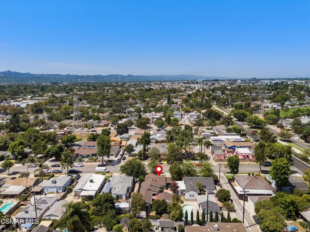 1130 Maple Street Burbank, CA 91505