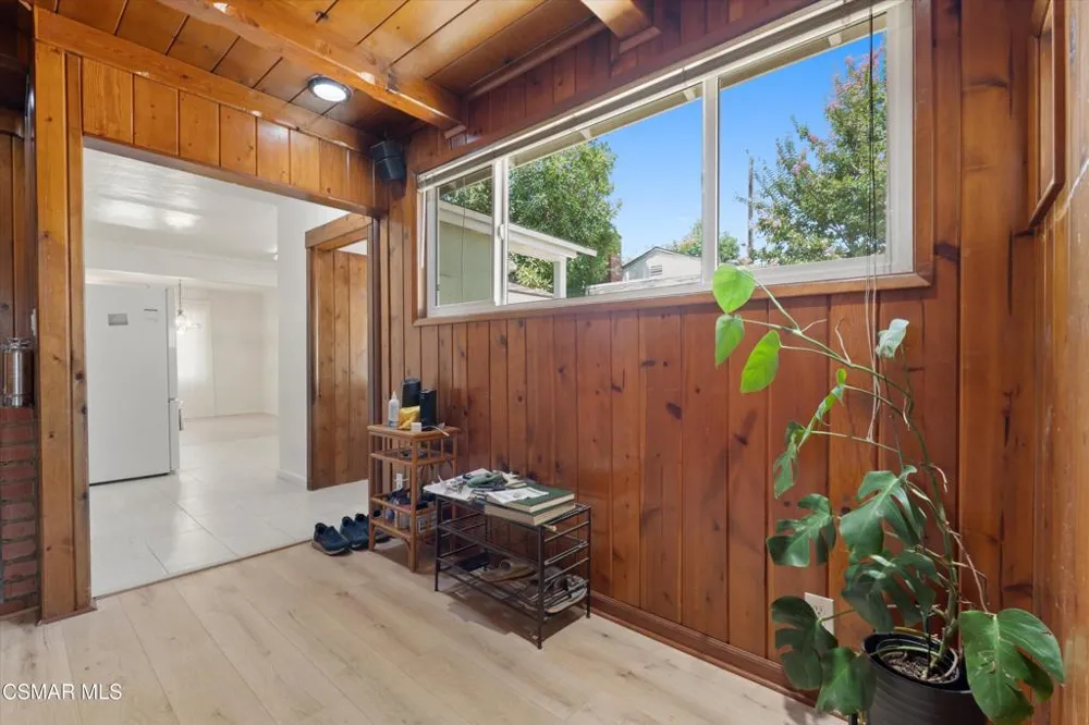 1130 Maple Street Burbank, CA 91505