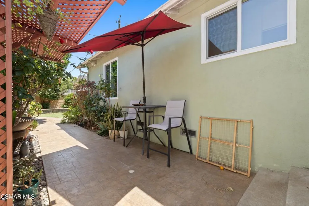 1130 Maple Street Burbank, CA 91505
