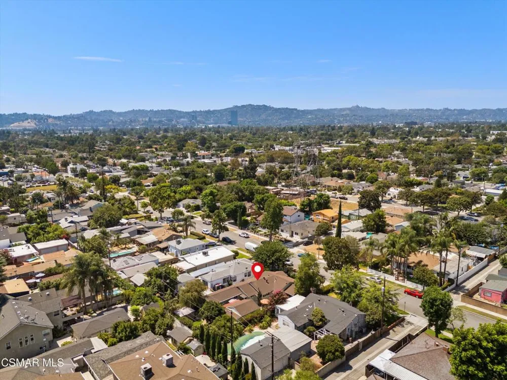 1130 Maple Street Burbank, CA 91505