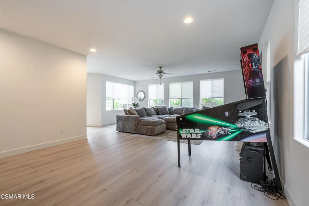 5314 Via Dolores Newbury Park, CA 91320