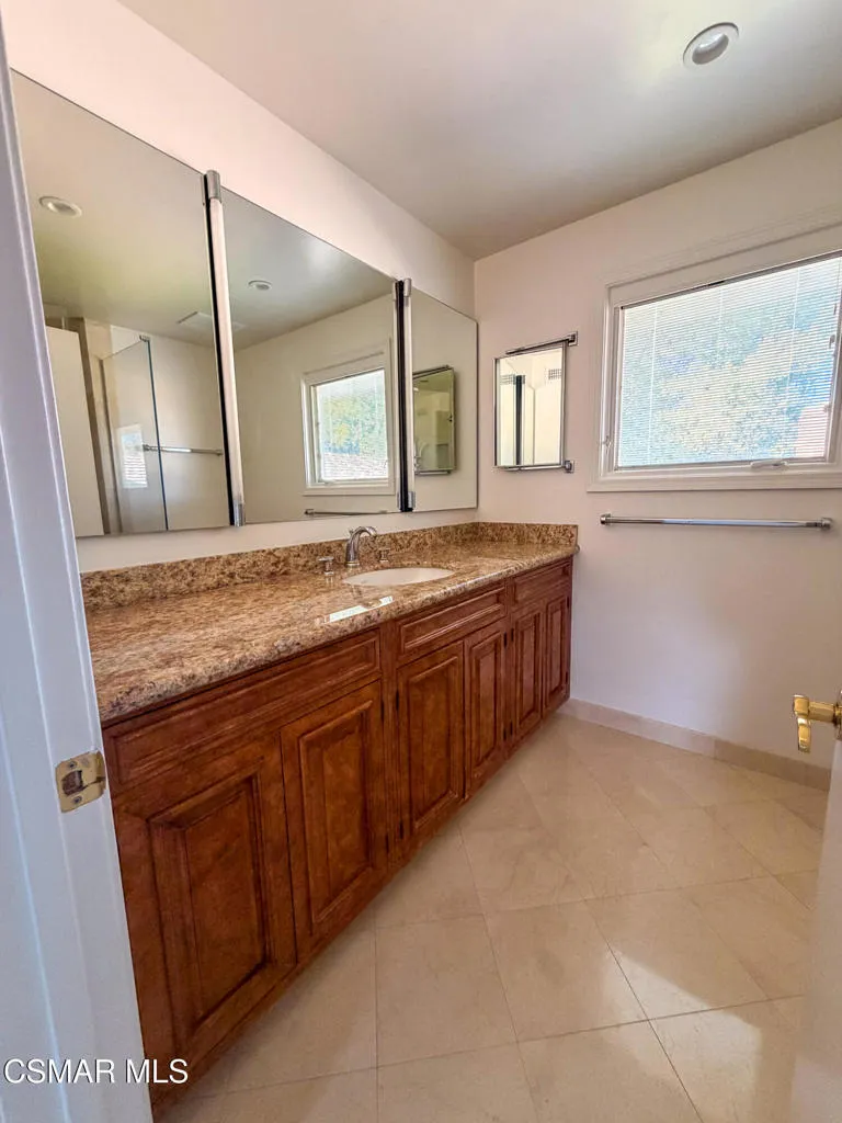 2344 Highgate Road Westlake Village, CA 91361