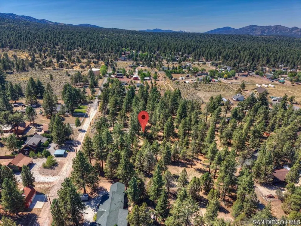 2161 Glencove LN Big Bear, CA 92314