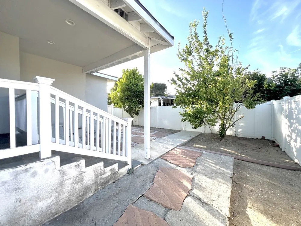 6628 Golden West Arcadia, CA 91007