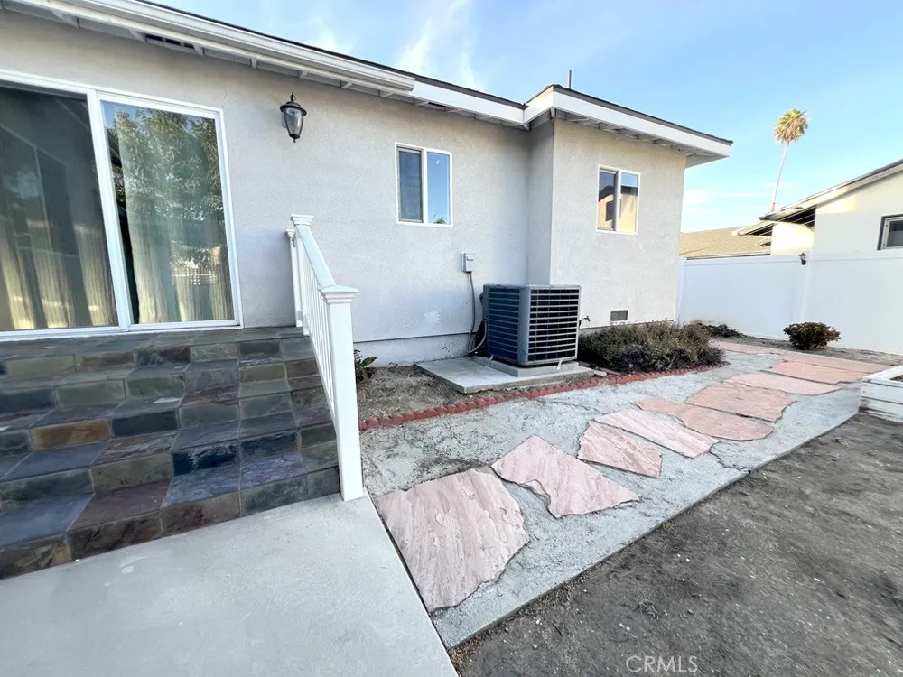 6628 Golden West Arcadia, CA 91007