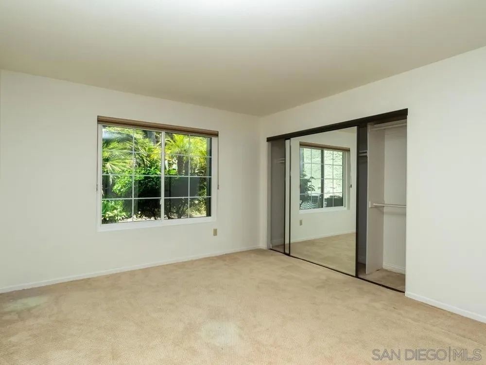 7301 CALLE DE FUENTES Carlsbad, CA 92009