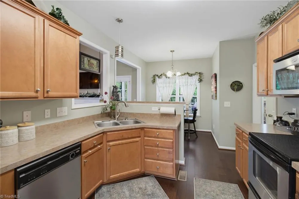 111 Tree Top Lane Stokesdale, NC 27357