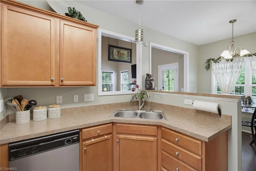 111 Tree Top Lane Stokesdale, NC 27357