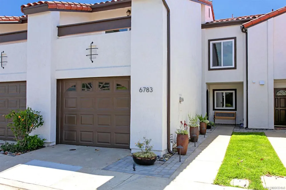 6783 Heath Ct Carlsbad, CA 92011
