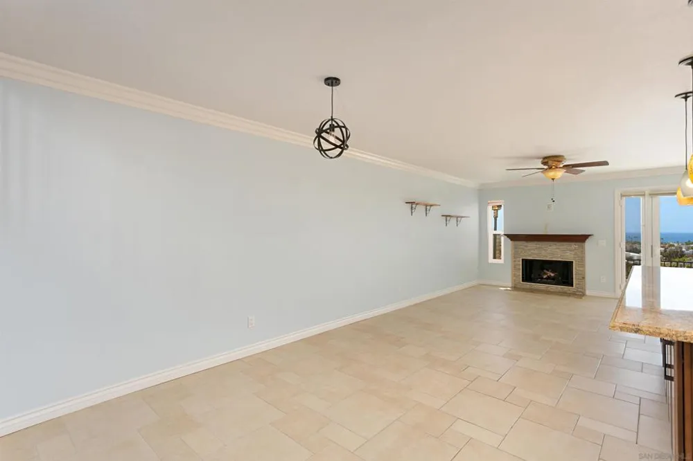 6783 Heath Ct Carlsbad, CA 92011